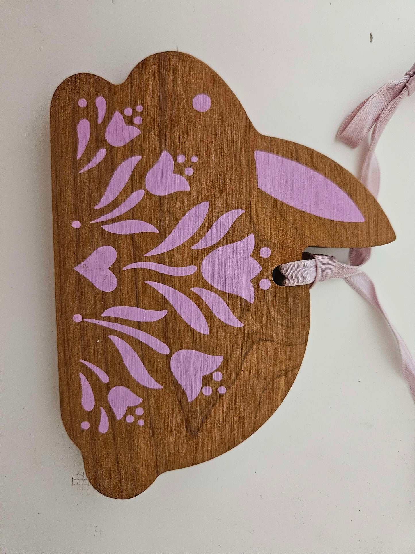 2 Wooden Bunny's With Pink Ascents