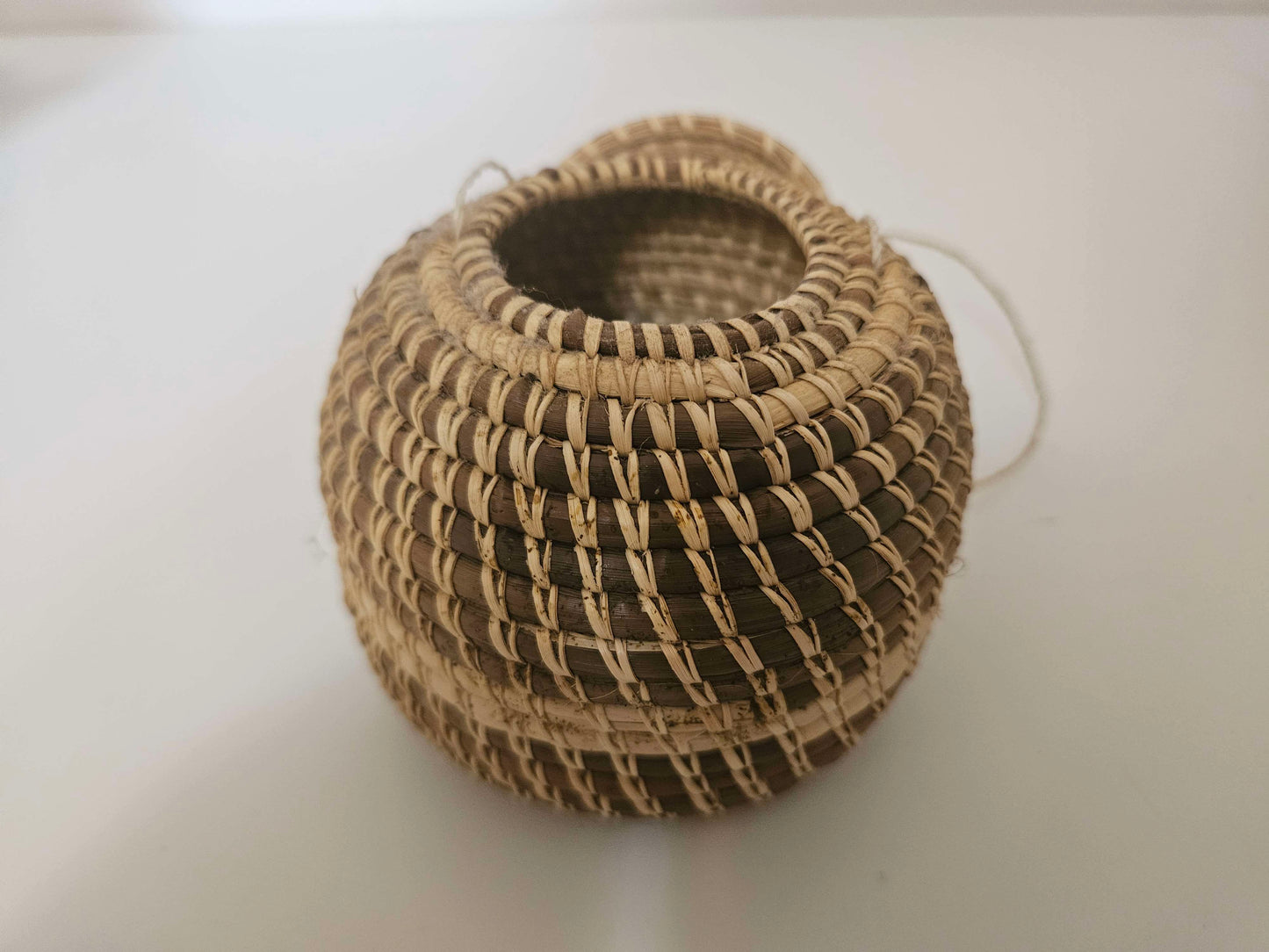 African Wicker Basket with Adjustable Lid